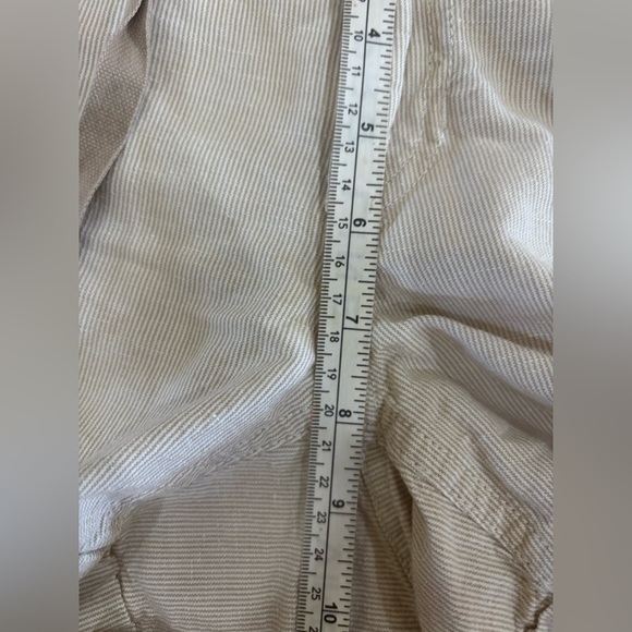 The North Face Khaki Pinstriped Linen Shorts Size 10 Regular - Picture 11 of 13